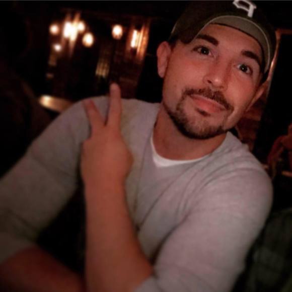 Meet your Posher, Levi - Picture 1 of 1